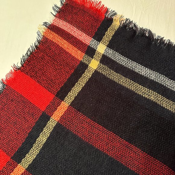 Classic Cape - Picture 5 of 5